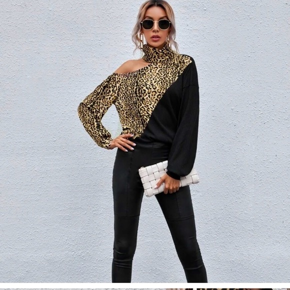 Beautiful woman high neck leopard color block tops - Picture 3 of 6